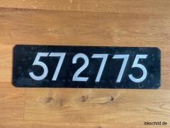 Original Lokschild 57 2775 in NALS der Deutschen Reichsbahn