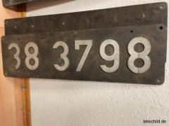38 3798    Die Ziffer 3 ist unten abgebrochen